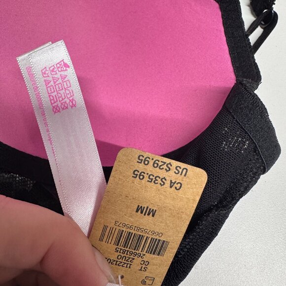 Victoria's Secret PINK Black Lace Plunge Bralette Lightly Lined Size Medium NWT - Picture 3 of 6